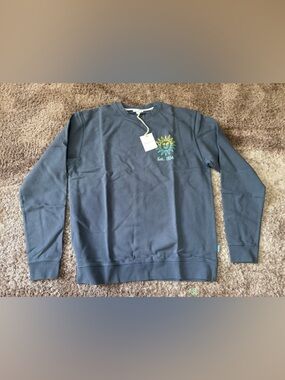 Okaicos Crewneck